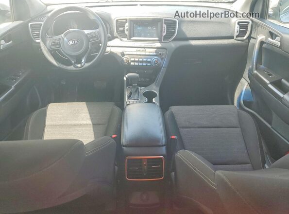 KNDPMCAC5J7446196 2018 KIA SPORTAGE Silver Vista del salpicadero