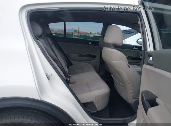 KNDPMCAC6H7235955 2017 KIA SPORTAGE White Vista de la etiqueta del VIN