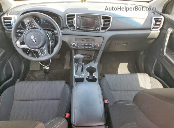 KNDPMCAC6H7248589 2017 KIA SPORTAGE Gold Вид панелі приладів
