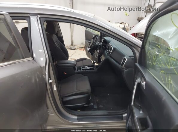 KNDPMCAC6H7290213 2017 KIA SPORTAGE Silver Vista interior delantera