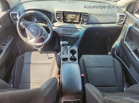 KNDPMCAC6J7325578 2018 KIA SPORTAGE Gray Առջևի վահանակի տեսք