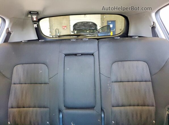 KNDPMCAC6L7840258 2020 KIA SPORTAGE Blue Widok tylnych siedzeń