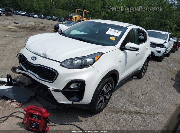 KNDPMCAC6M7913534 2021 KIA SPORTAGE Белый Передняя левая четверть