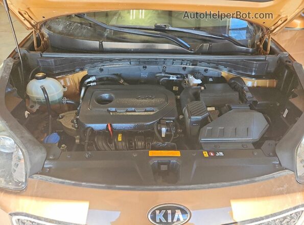 KNDPMCAC7H7088366 2017 KIA SPORTAGE Желто-коричневый Вид подкапотного пространства