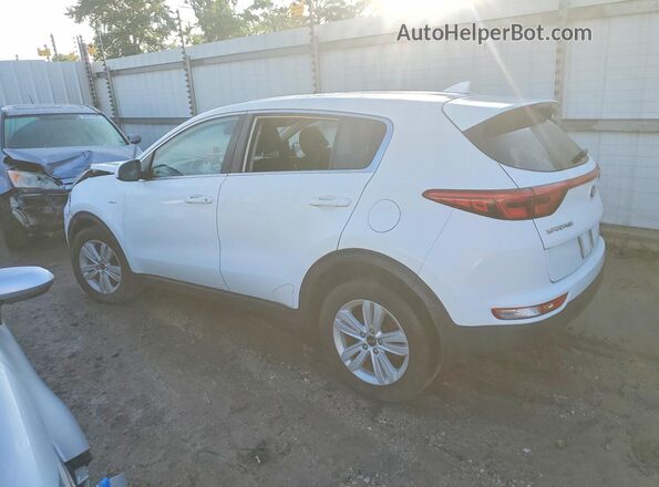 KNDPMCAC7J7394196 2018 KIA SPORTAGE White Rear left