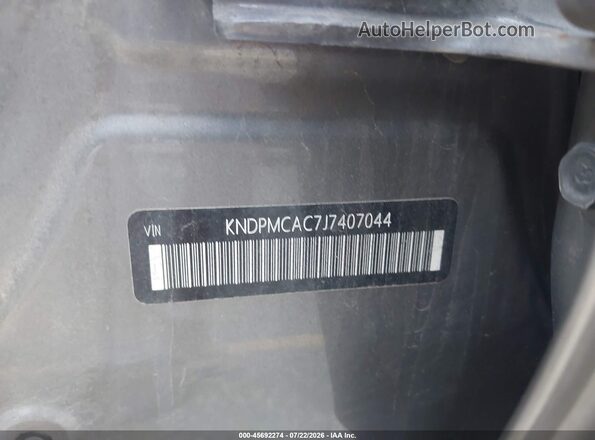 KNDPMCAC7J7407044 2018 KIA SPORTAGE Gray Widok komory silnika