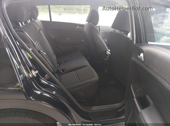 KNDPMCAC7J7438908 2018 KIA SPORTAGE Black VIN կոդի պիտակի տեսք