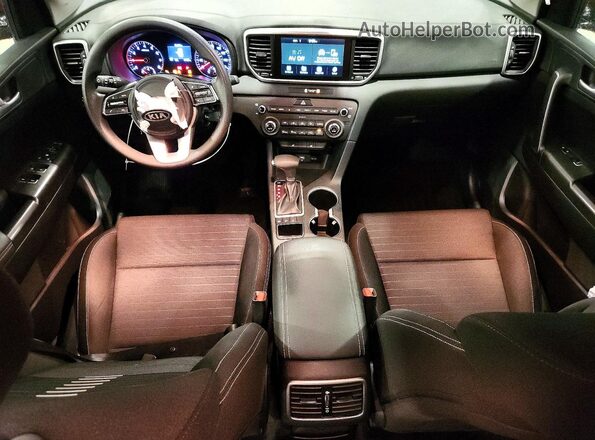 KNDPMCAC7M7910576 2021 KIA SPORTAGE Красный Вид панели приборов