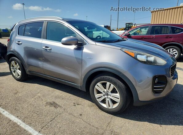 KNDPMCAC8J7379075 2018 KIA SPORTAGE Gray Front right