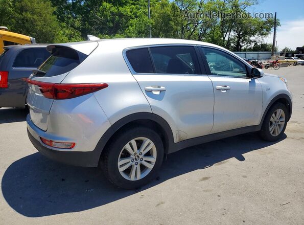 KNDPMCAC9J7370112 2018 KIA SPORTAGE Silver Rear right