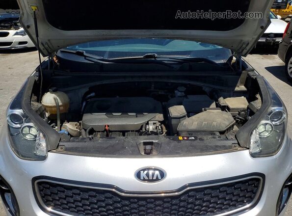 KNDPMCAC9J7370112 2018 KIA SPORTAGE Silver Engine compartment view