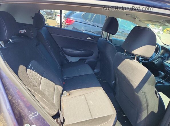 KNDPMCAC9J7446329 2018 KIA SPORTAGE Черный Вид задней части салона