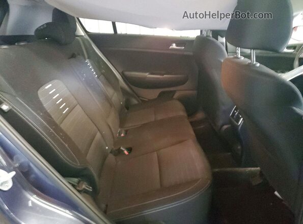 KNDPMCAC9L7751025 2020 KIA SPORTAGE Charcoal Rear interior view
