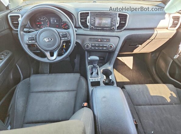 KNDPMCACXH7264939 2017 KIA SPORTAGE Silver Вид панелі приладів