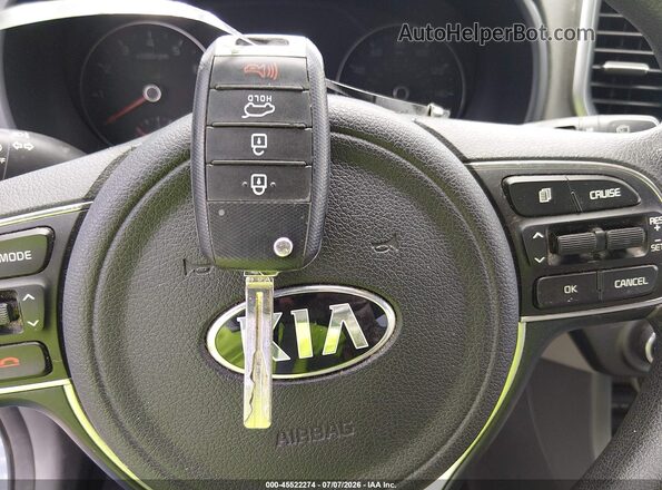 KNDPMCACXH7288979 2017 KIA SPORTAGE Gray Widok deski rozdzielczej