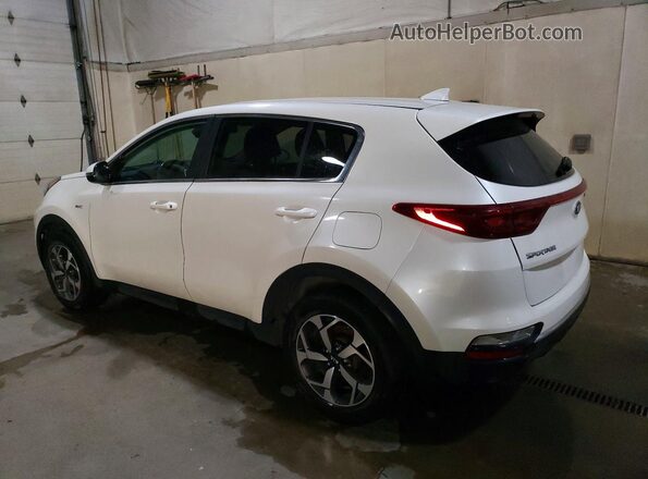 KNDPMCACXM7934497 2021 KIA SPORTAGE White Trasero izquierdo
