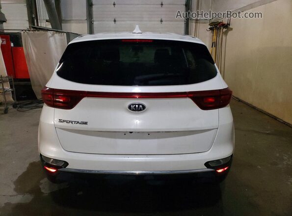 KNDPMCACXM7934497 2021 KIA SPORTAGE White Vista trasera