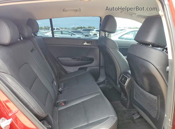 KNDPN3AC2L7828153 2020 KIA SPORTAGE Red Widok tylnych siedzeń