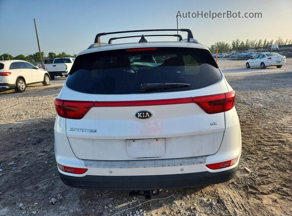 KNDPN3AC3J7387226 2018 KIA SPORTAGE Белый Вид сзади