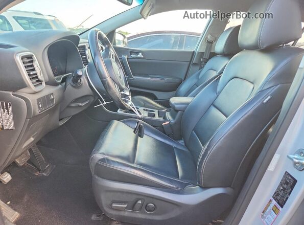 KNDPN3AC4H7215538 2017 KIA SPORTAGE Silver Սալոնի դիմացի տեսք