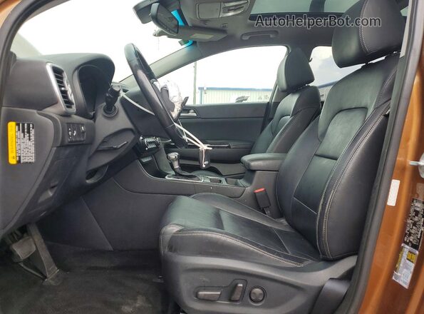 KNDPN3AC4J7387896 2018 KIA SPORTAGE Tan Vista interior delantera