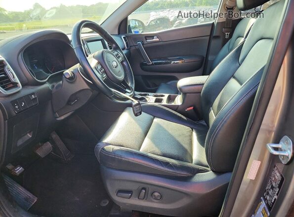 KNDPN3AC5J7421022 2018 KIA SPORTAGE Gray Widok wnętrza z przodu
