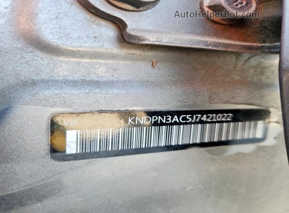 KNDPN3AC5J7421022 2018 KIA SPORTAGE Gray Widok naklejki z numerem VIN