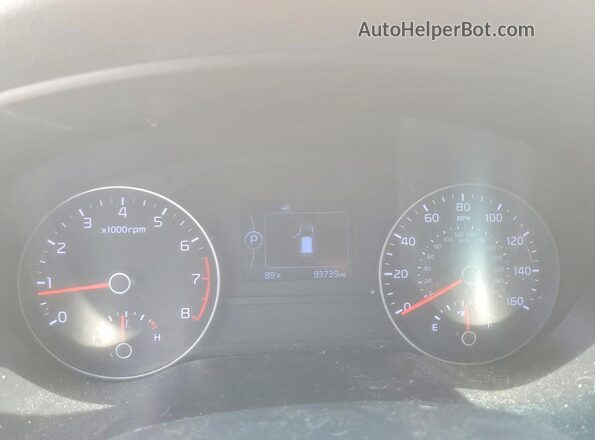 KNDPN3AC5J7480202 2018 KIA SPORTAGE Золотой Вид щитка приборов