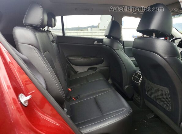 KNDPN3AC7H7083696 2017 KIA SPORTAGE Red Rear interior view