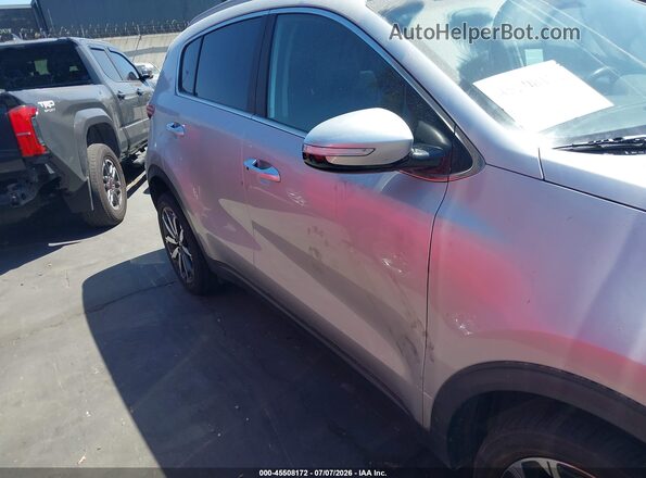 KNDPN3AC9J7355302 2018 KIA SPORTAGE Gray Սալոնի հետևի տեսք