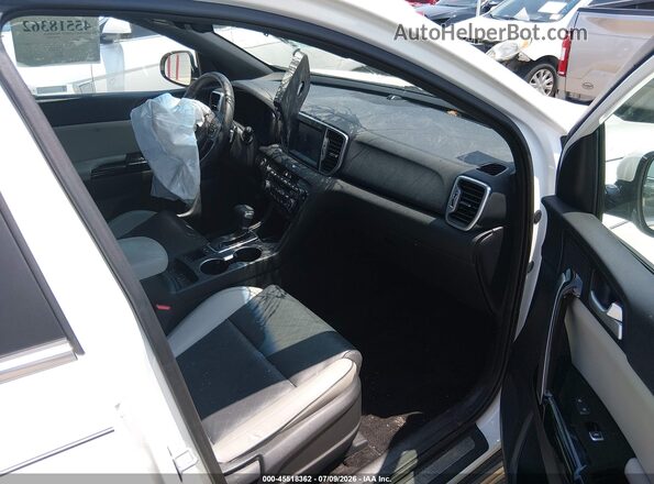 KNDPN3ACXK7584816 2019 KIA SPORTAGE Белый Вид салона спереди