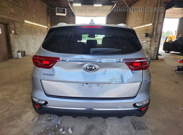 KNDPNCAC0L7633720 2020 KIA SPORTAGE Silver Widok z tyłu