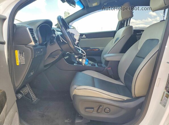 KNDPNCAC1J7443308 2018 KIA SPORTAGE White Вид салону спереду