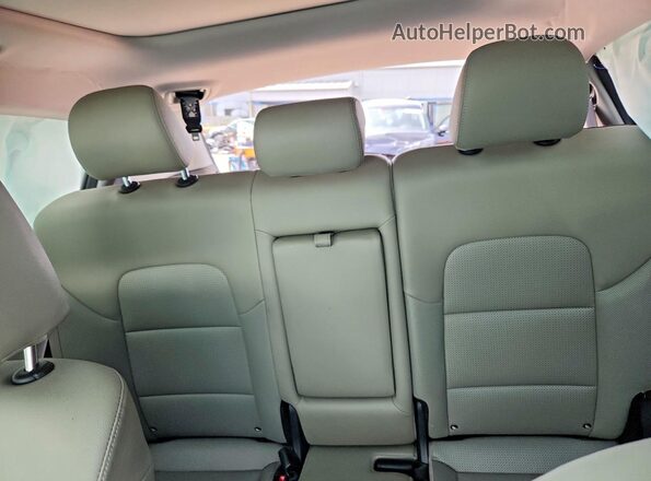 KNDPNCAC4N7983452 2022 KIA SPORTAGE Белый Вид задних сидений