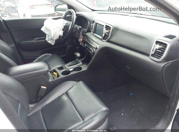 KNDPNCAC5H7037669 2017 KIA SPORTAGE White Սալոնի դիմացի տեսք