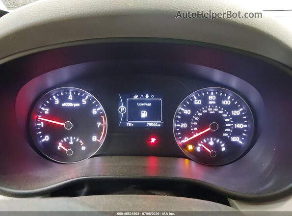 KNDPNCAC5J7436135 2018 KIA SPORTAGE Черный Вид задних сидений