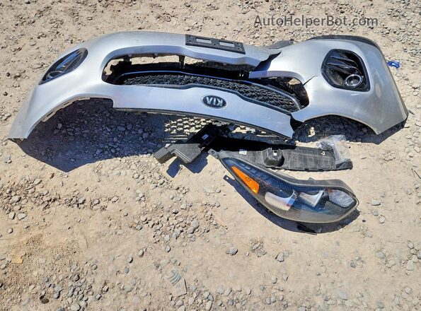 KNDPNCAC5K7516987 2019 KIA SPORTAGE Silver Engine compartment view