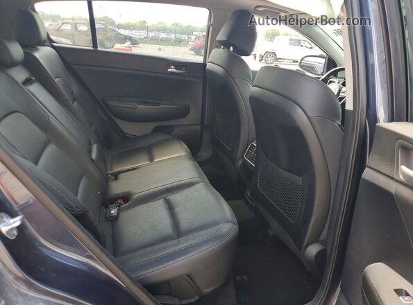 KNDPNCAC6H7271044 2017 KIA SPORTAGE Blue Widok wnętrza z tyłu