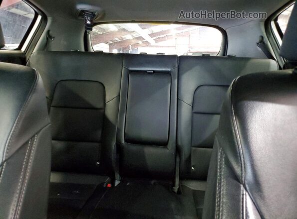 KNDPNCAC6K7533524 2019 KIA SPORTAGE Серебряный Вид задних сидений