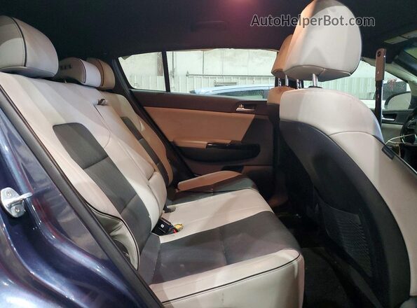 KNDPNCAC6K7536729 2019 KIA SPORTAGE Blue Rear interior view