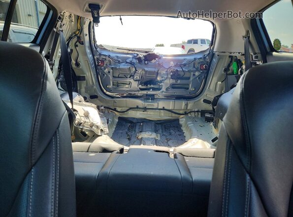 KNDPNCAC8M7871476 2021 KIA SPORTAGE Silver უკანა სავარძლების ხედი