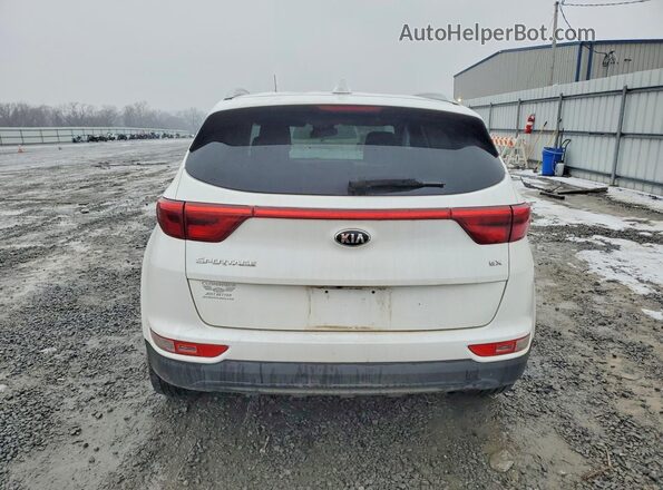 KNDPNCACXH7224258 2017 KIA SPORTAGE White Vista trasera