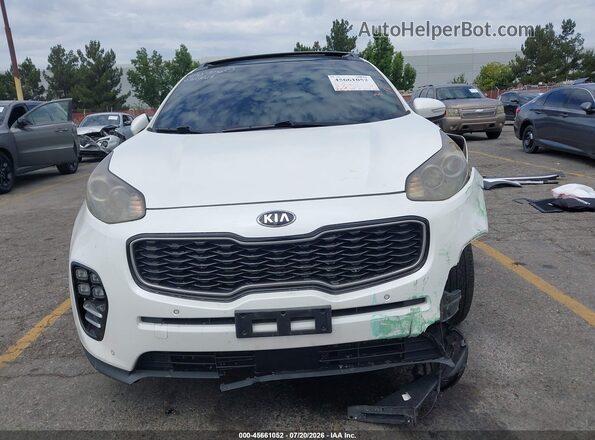 KNDPR3A62J7379164 2018 KIA SPORTAGE White Widok z przodu