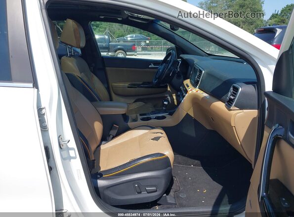 KNDPR3A67H7163949 2017 KIA SPORTAGE White Front interior view