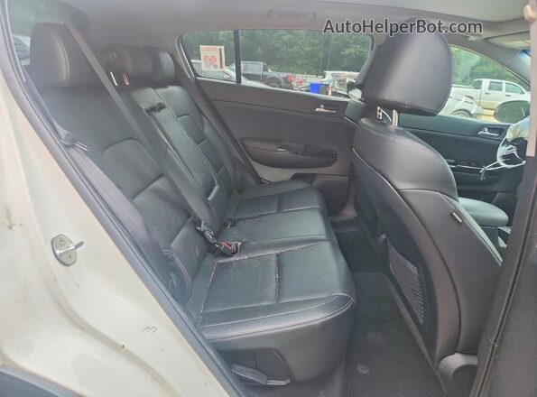 KNDPR3A67K7594041 2019 KIA SPORTAGE White Vista de los asientos traseros