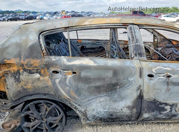 KNDPRCA63L7800067 2020 KIA SPORTAGE Burn Widok tylnych siedzeń