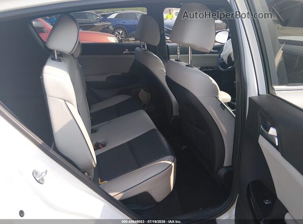 KNDPRCA67H7093434 2017 KIA SPORTAGE White Widok naklejki z numerem VIN