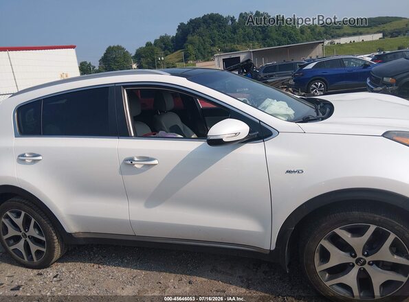 KNDPRCA67H7093434 2017 KIA SPORTAGE White Widok wnętrza z tyłu