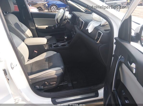 KNDPRCA67H7093434 2017 KIA SPORTAGE White Widok wnętrza z przodu