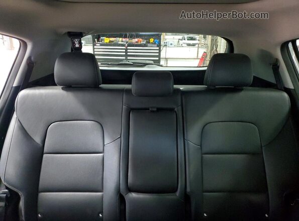 KNDPRCA67K7524040 2019 KIA SPORTAGE Gray Rear seats view